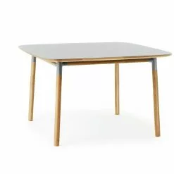 Normann Copenhagen Form Tafel Eiken Grijs